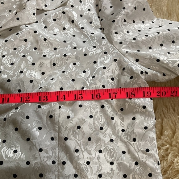 White with black poka dot button up shirt - Picture 5 of 8